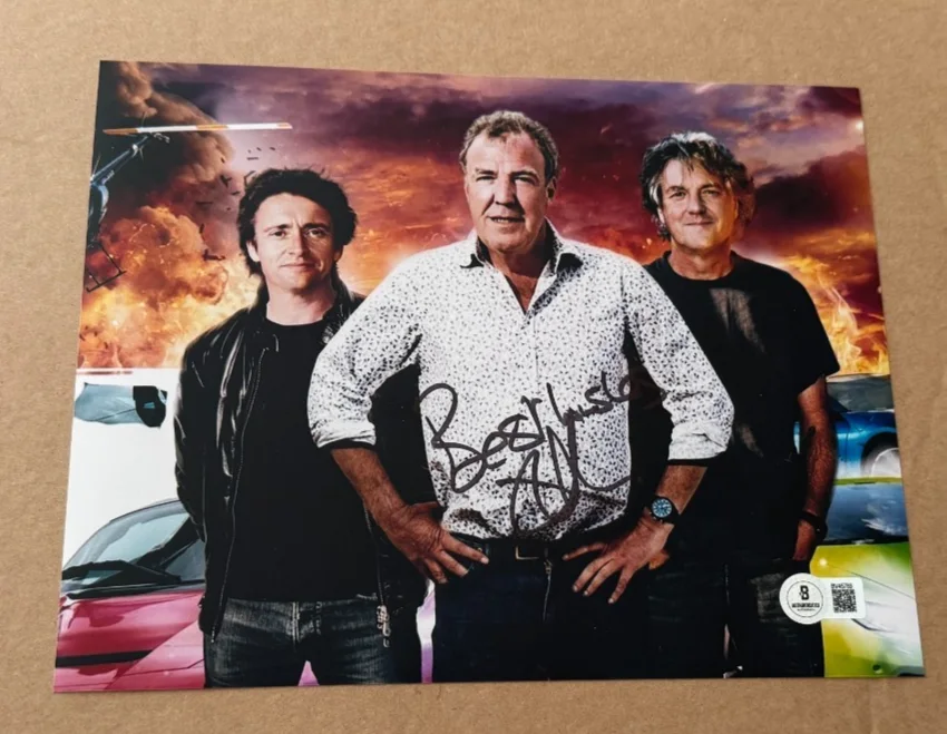 JEREMY CLARKSON — JEREMY CLARKSON SIGNED TOP GEAR 8X10 PHOTO BECKETT BAS #145