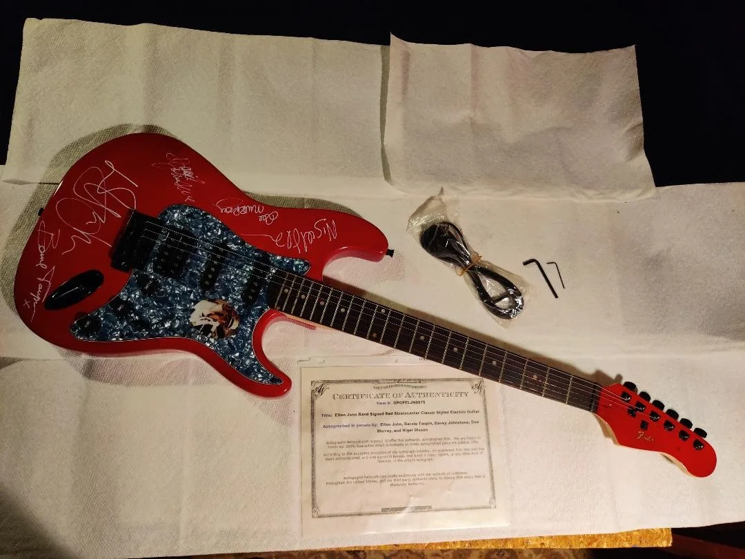 Elton John and Band Signed Stratocaster electric Guitar/Authentic, image 4