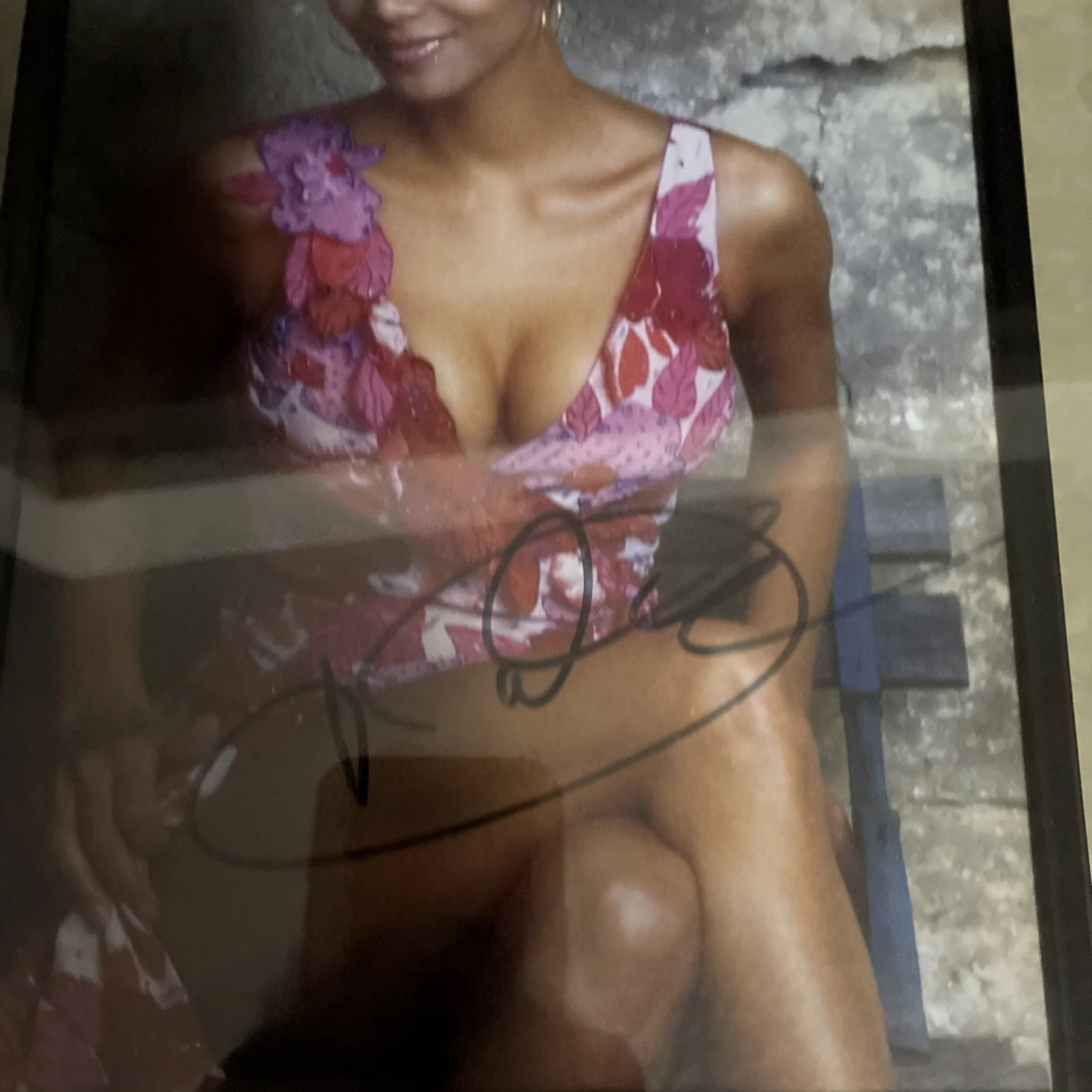 Halle Berry Signed Autographed Framed Matted Photo Jinx James Bond OO7 X-Men, изображение 3