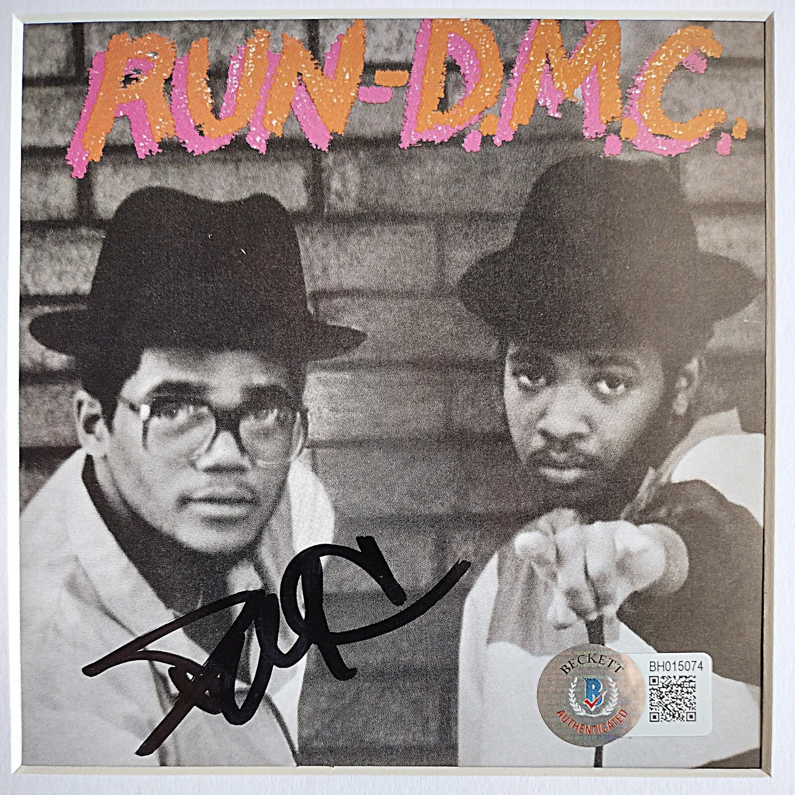 Darryl McDaniels — Run DMC Signed Self Titled CD Darryl McDaniels Autograph Rap Hip Hop Beckett COA, изображение 3