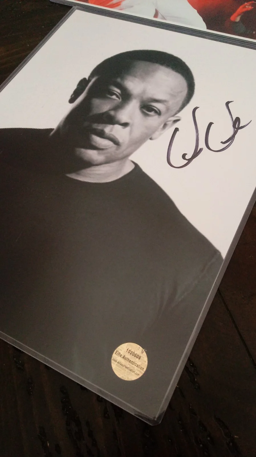 LOT of 2 SIGNED Dr. Dre & Kanye West 8.5x11 Photos Rock & Roll HOF NWA "YE" COA, изображение 4