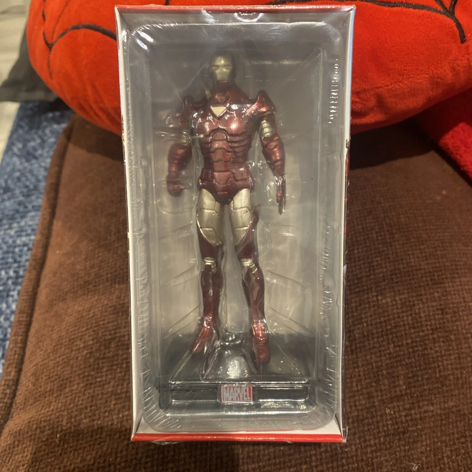 Unopened Original Packaging Marvel Iron Man Figurine Statue With Base, image 2
