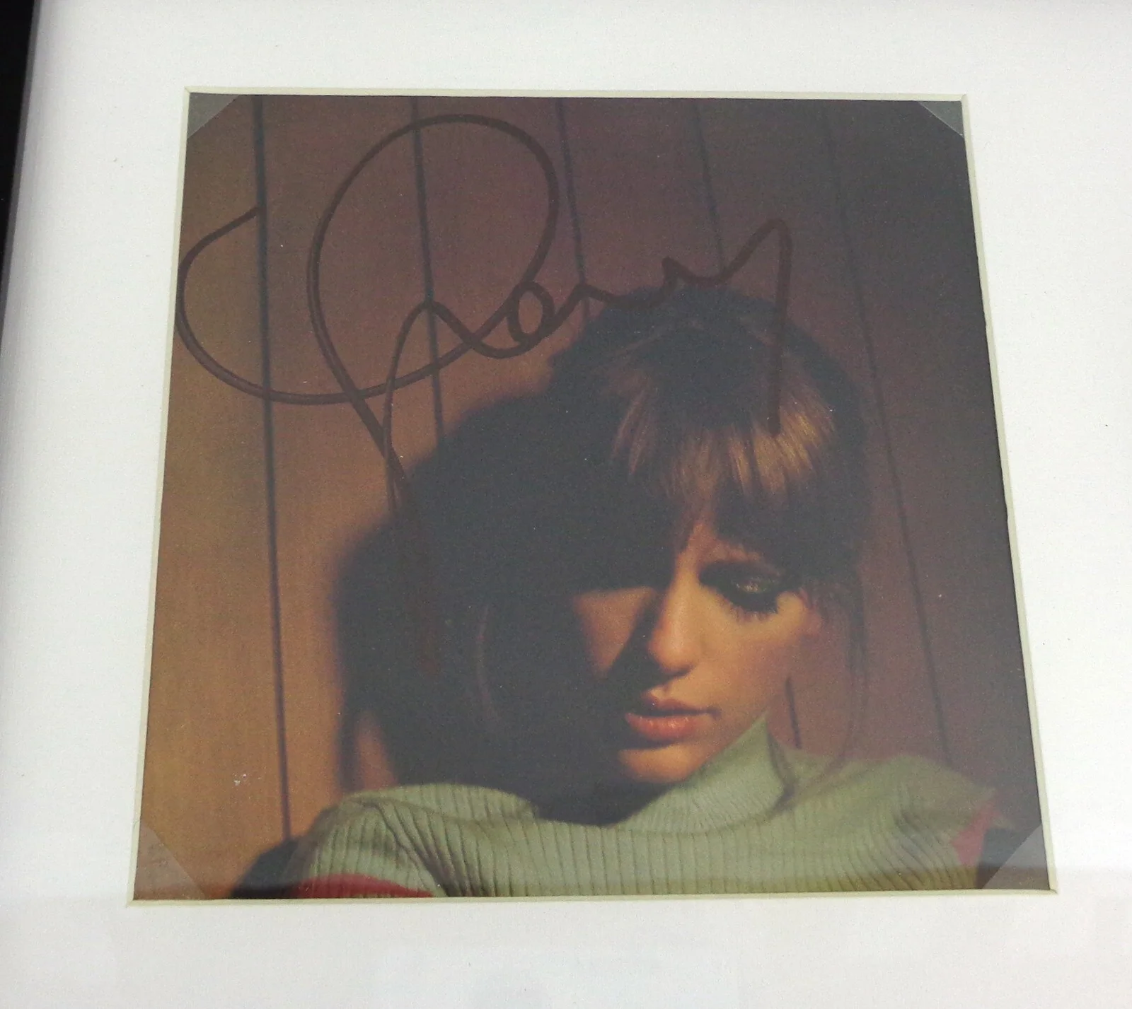 Taylor Swift — Taylor Swift Signed Autograph Midnights CD Framed PSA/DNA COA A, image 2