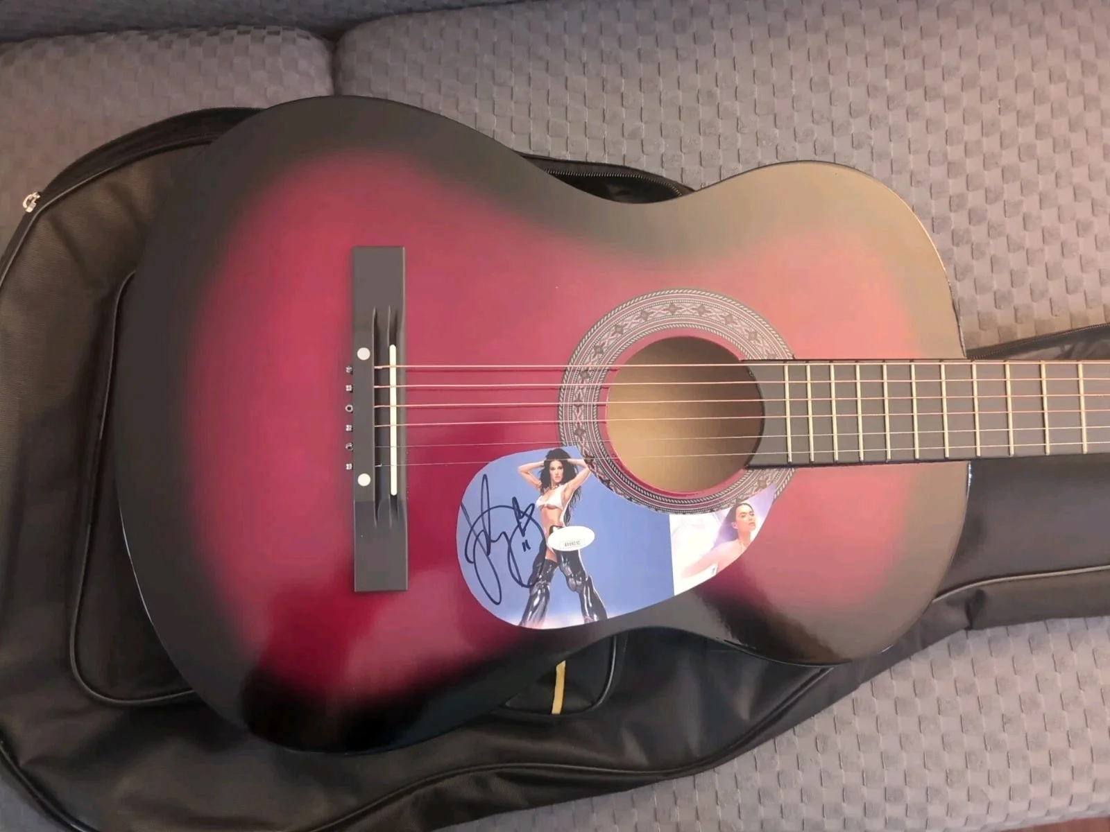Katy Perry Signed Autographed 38 Inch Acoustic Guitar (JSA), image 3