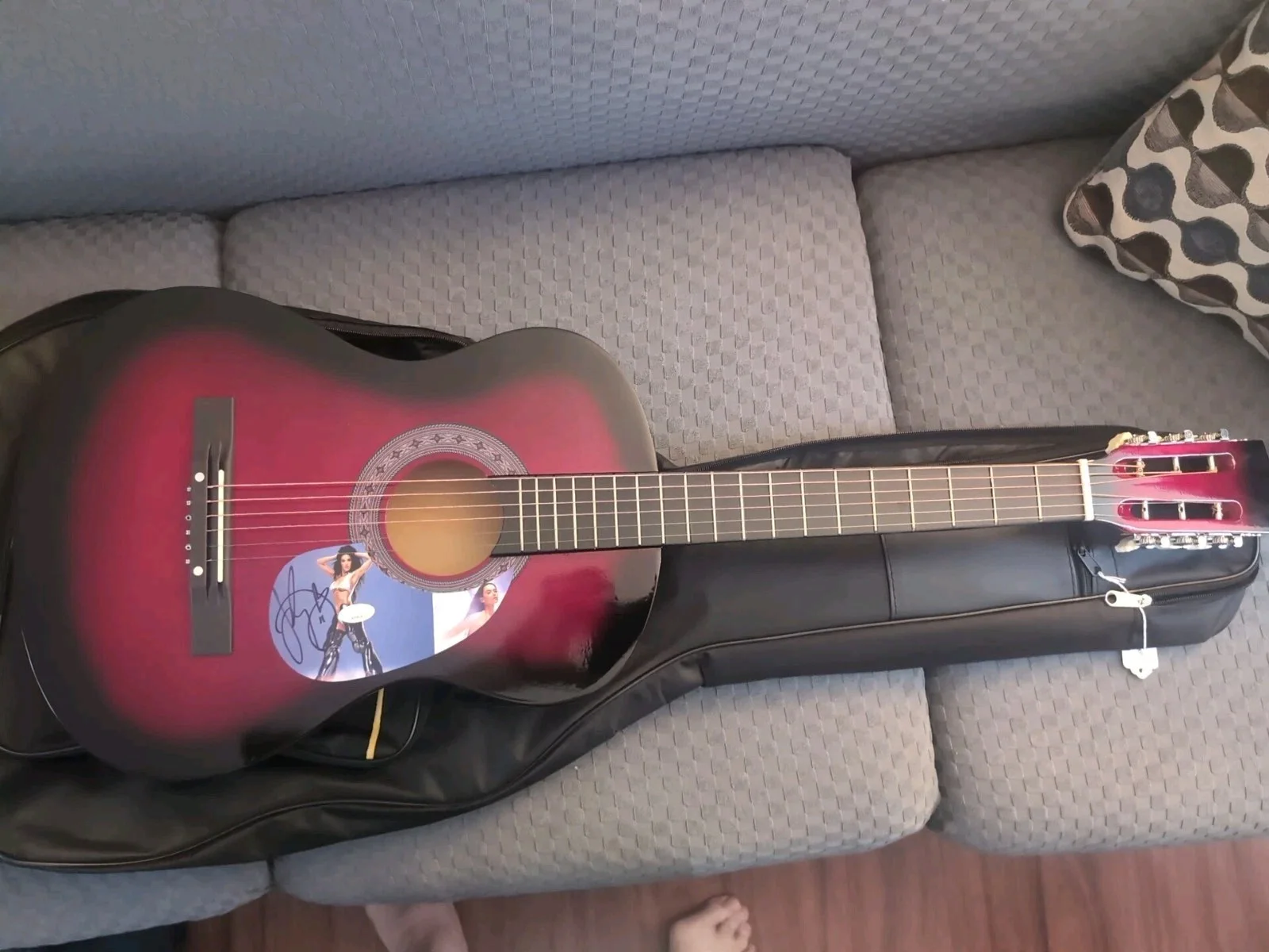 Katy Perry Signed Autographed 38 Inch Acoustic Guitar (JSA), image 4