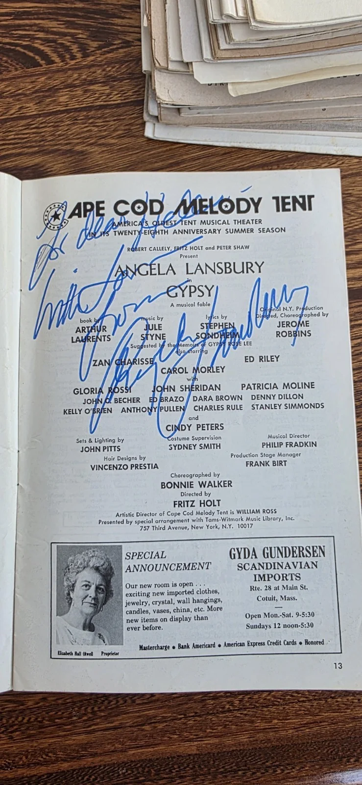 Angela Lansbury — Rare Cape Playbill Gypsy Angela Lansbury Signed Cape Cod Melody Tent 1976, изображение 2