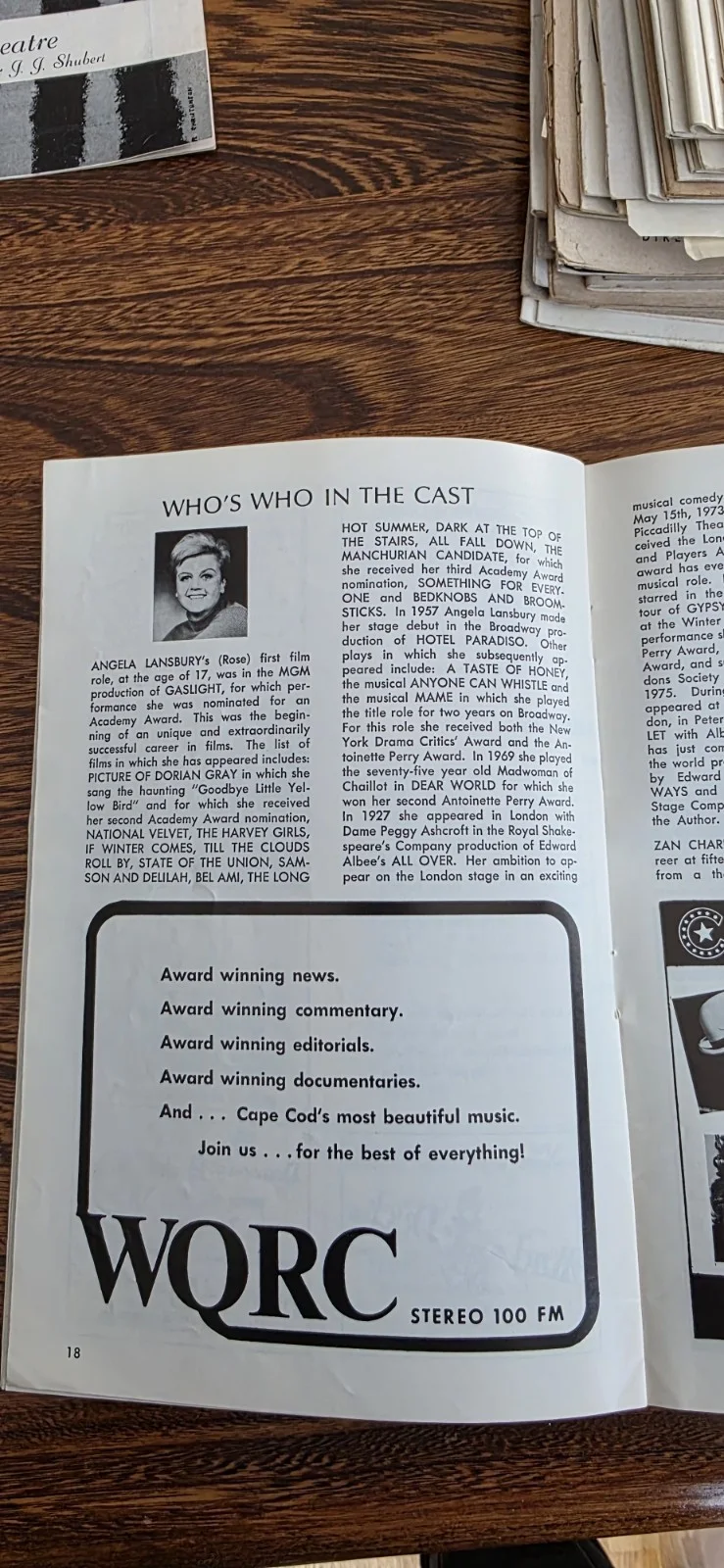 Angela Lansbury — Rare Cape Playbill Gypsy Angela Lansbury Signed Cape Cod Melody Tent 1976, изображение 3