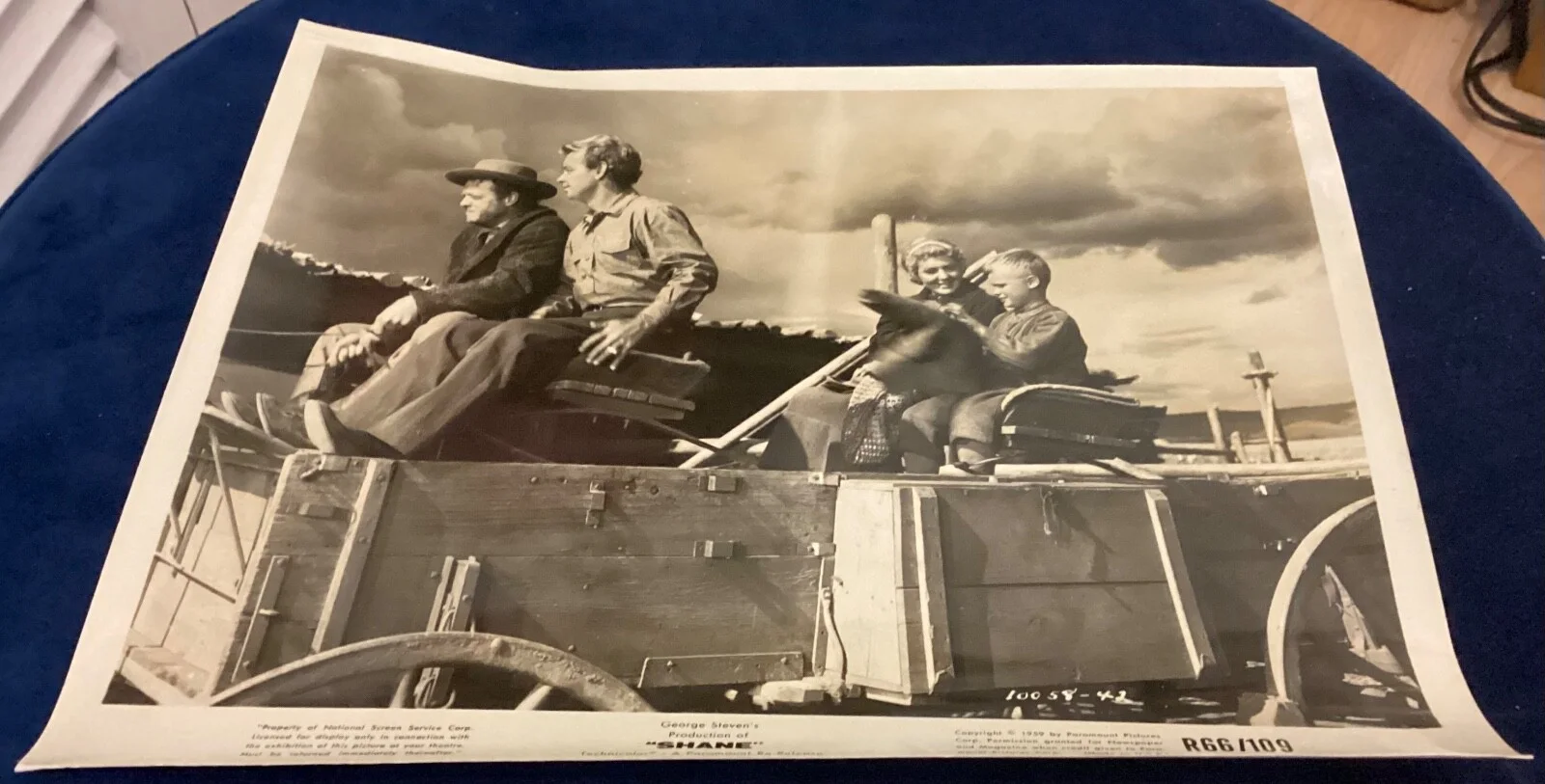 Shane 1966 re-release original movie photo still (1), изображение 3