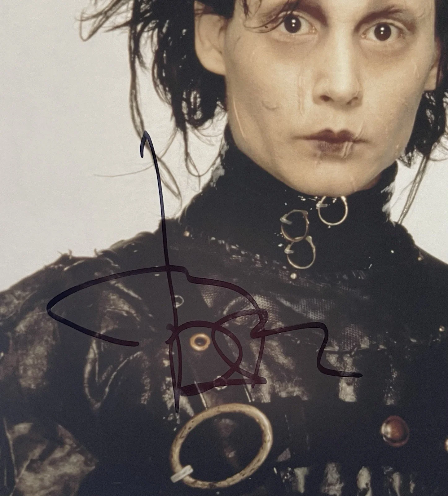 JOHNNY DEPP EDWARD SCISSORHANDS SIGNED AUTOGRAPHED 8X10 PHOTO COA, image 2