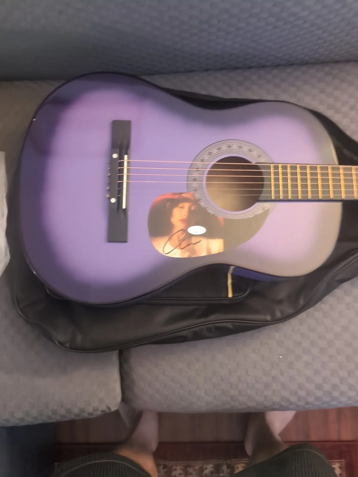 Ariana Grande Custom 38" Acoustic Guitar JSA Certified, image 2