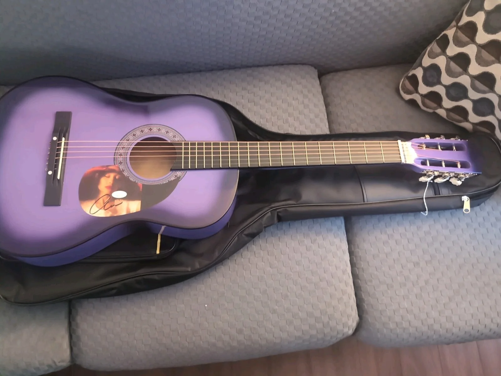 Ariana Grande Custom 38" Acoustic Guitar JSA Certified, image 3