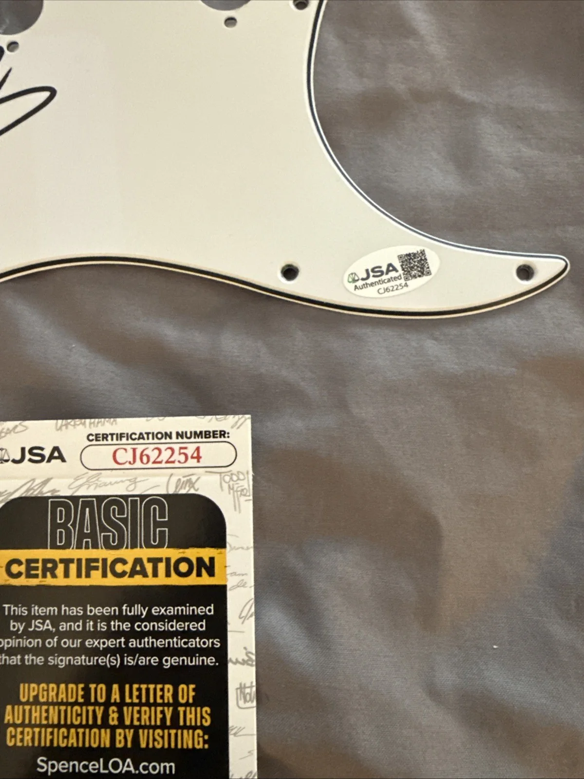 Rick Wakeman signed Autographed Guitar Pick Guard Yes Music JSA Certified, изображение 3