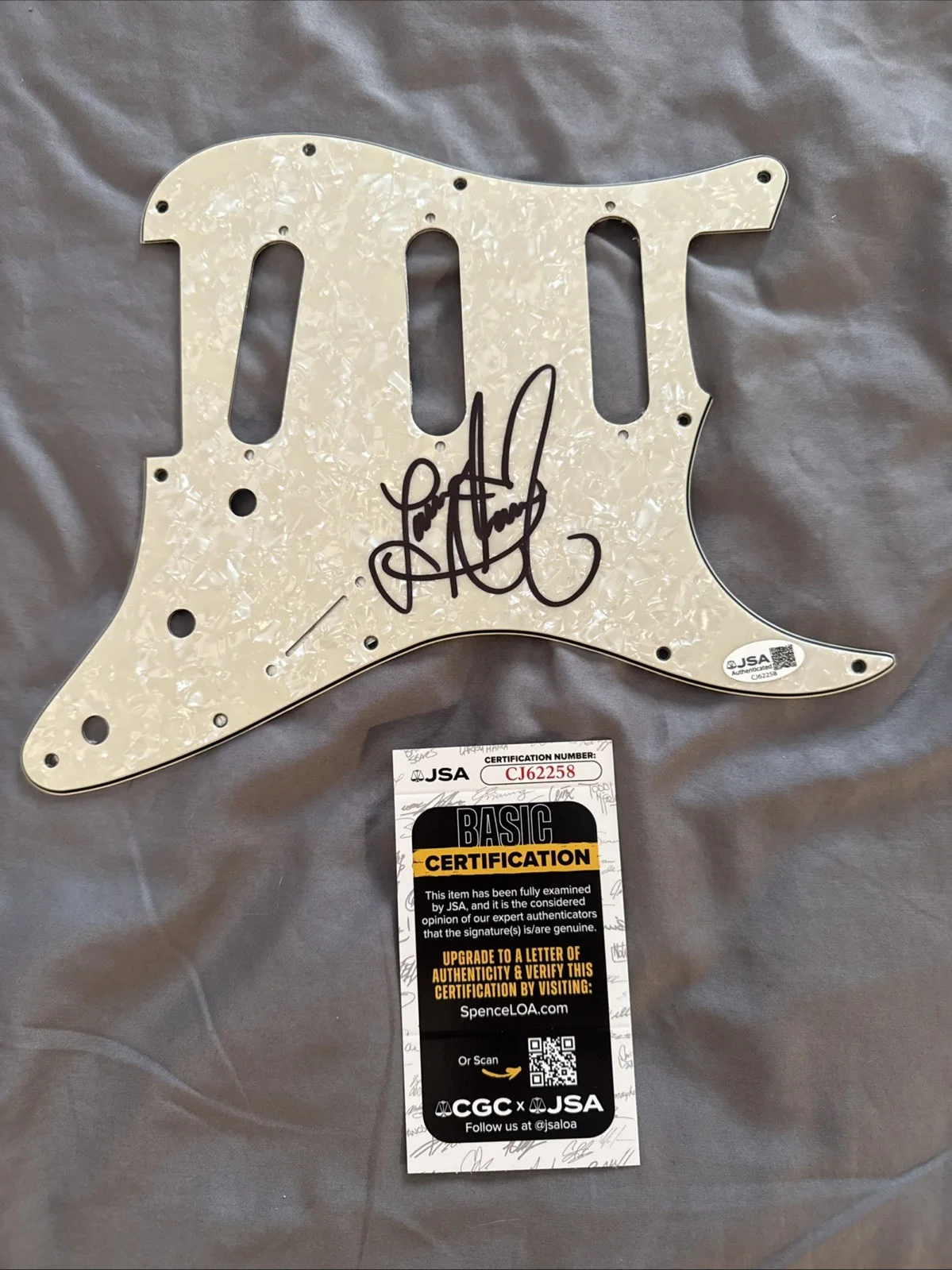 Lauren Alaina Signed Autographed Guitar Pick Guard Country Music JSA Certified, image 2