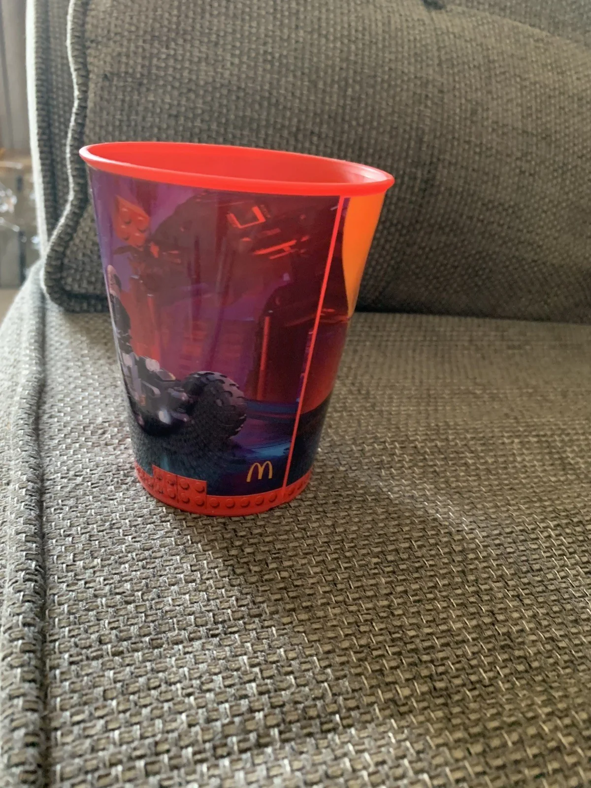 Lego Movie Batman Red Plastic Cup Batgirl 2017 McDonalds, изображение 4