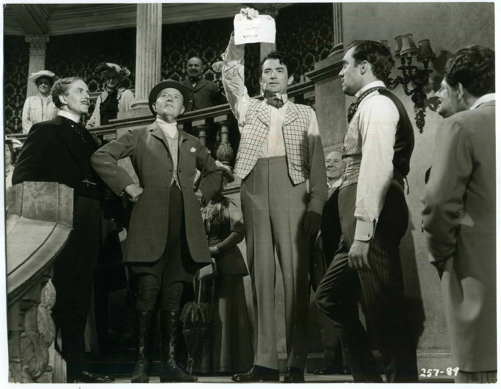 MILLION POUND NOTE 1954 Gregory Peck, Jane Griffiths Mark Twain 5 STILLS, image 3