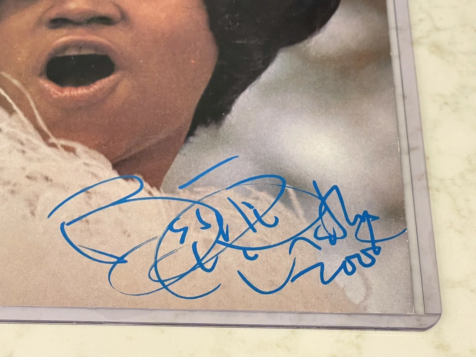 Aretha Franklin SIGNED 9 1/4 x 11.5” Photo PSA COA Autograph Queen of Soul, изображение 2