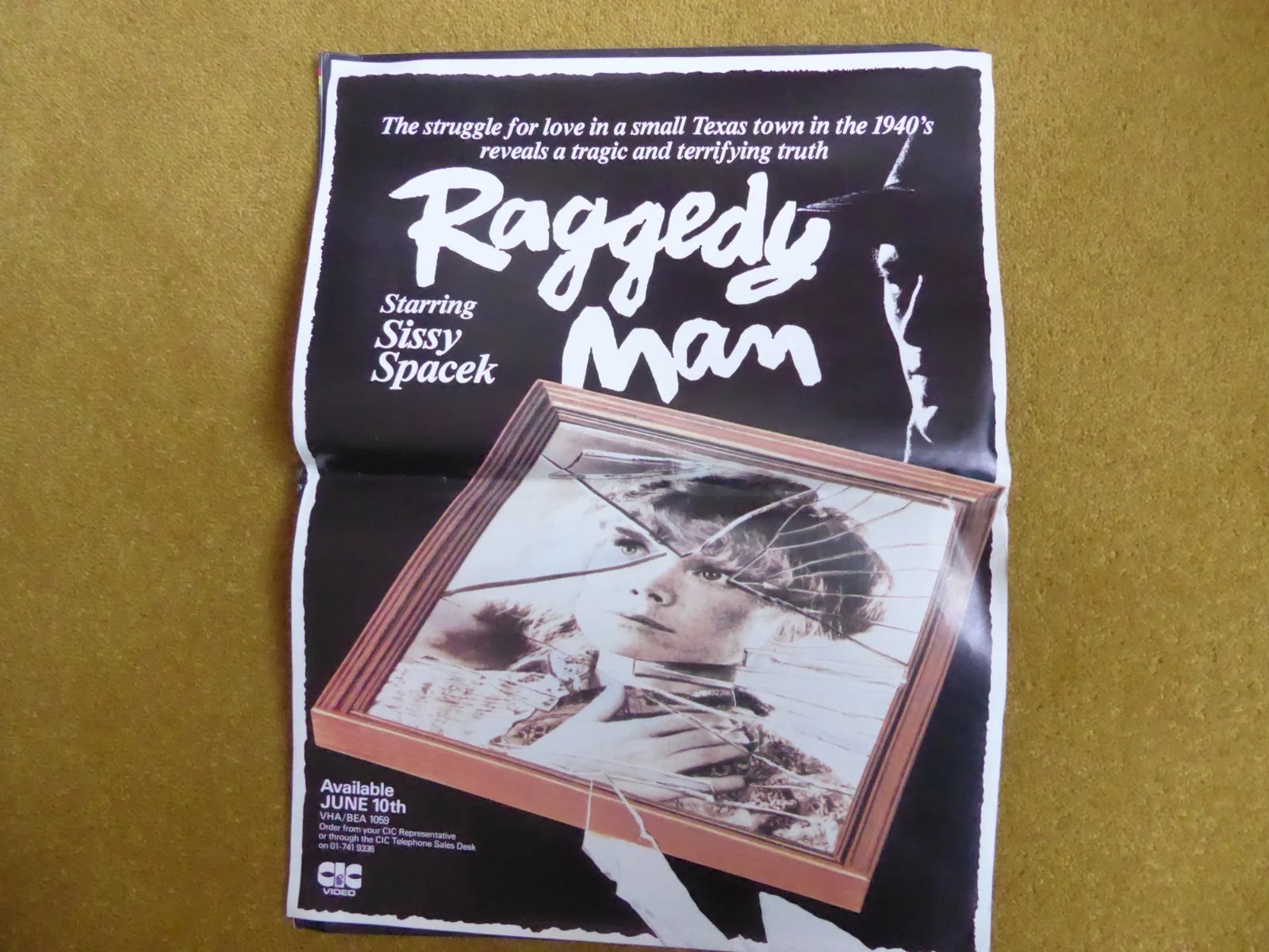 Original 1980's Video Trade Magazine Advert The Border/Raggedy Man CIC Pre Cert, изображение 2