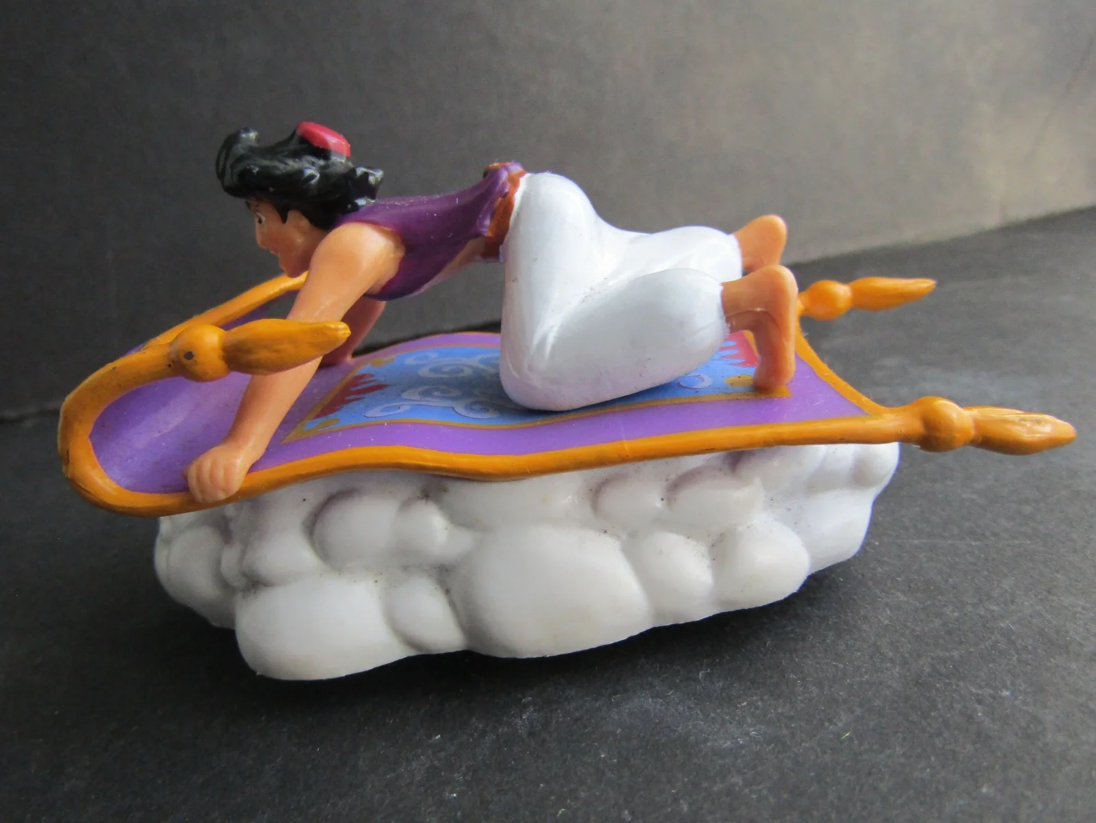VTG LOT OF 2 1990s APPLAUSE DISNEY ALADDIN FILM CHARACTERS ALADDIN + GENtE JAFA, изображение 3