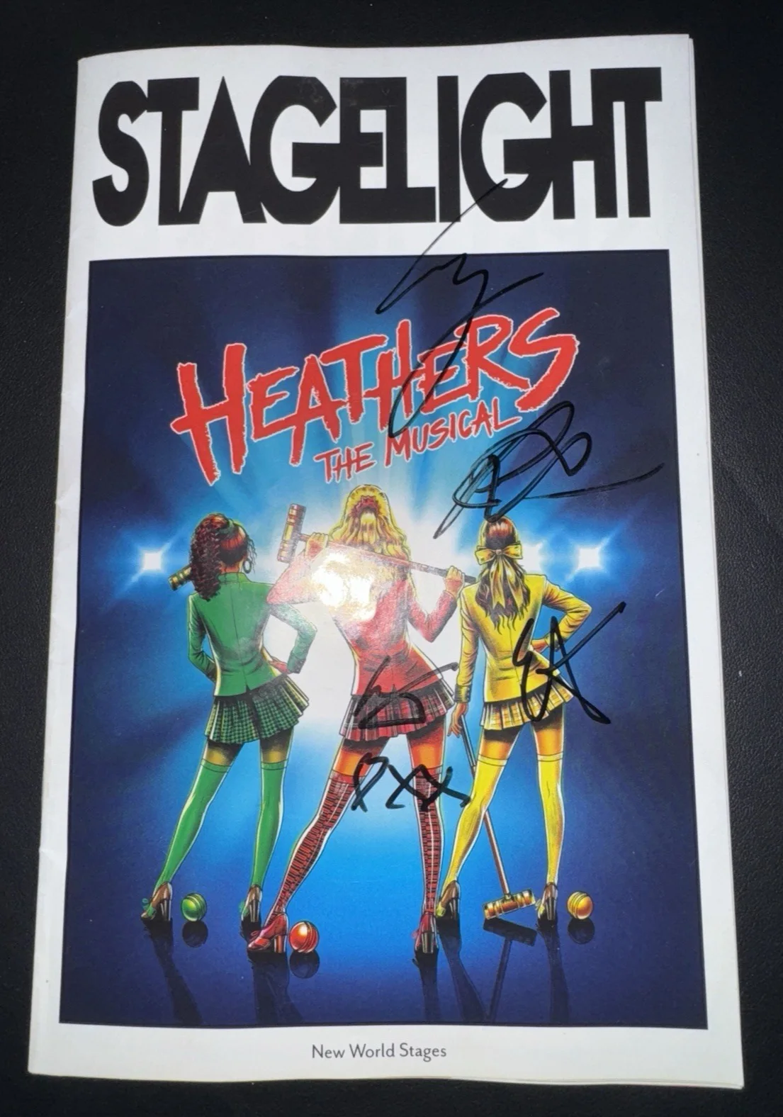 Lorna Courtney, Casey Likes, Elizabeth Teeter, Jodie Steele — HEATHERS Off Broadway Signed Playbill CASEY LIKES LORNA COURTNEY Teeter Steele+, изображение 2