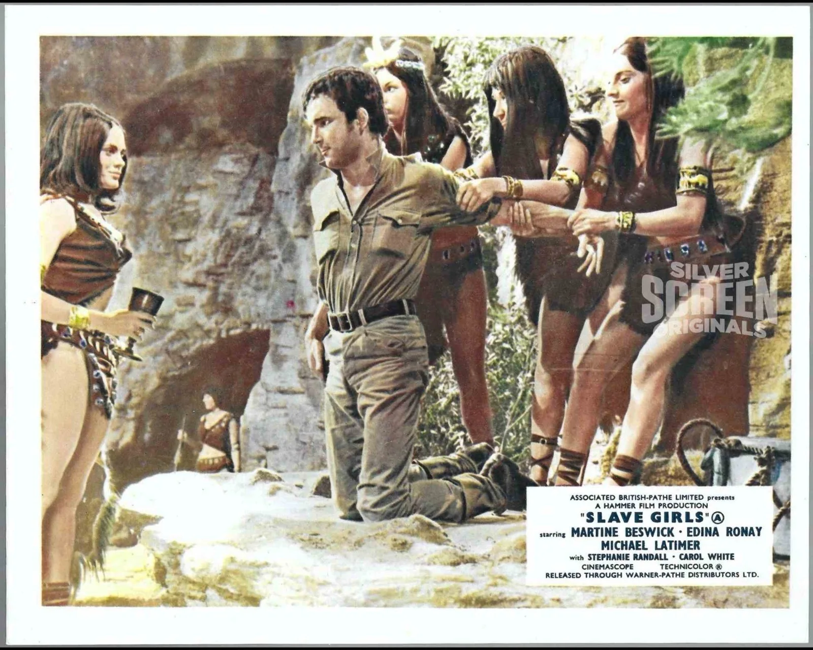 Slave Girls 8x ORIGINAL UK FOH Lobby Cards HAMMER Martine Beswick 1967, изображение 5