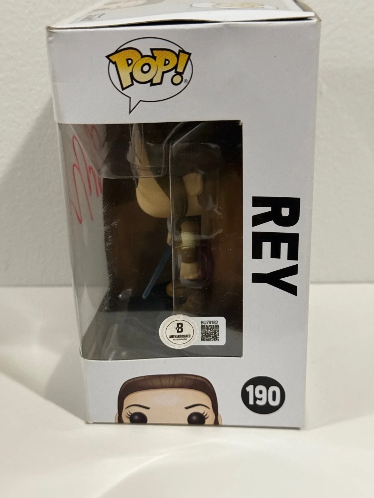 Rian Johnson — Rian Johnson Signed Star Wars Last Jedi REY Funko POP #190 w PROOF Beckett BAS, изображение 3