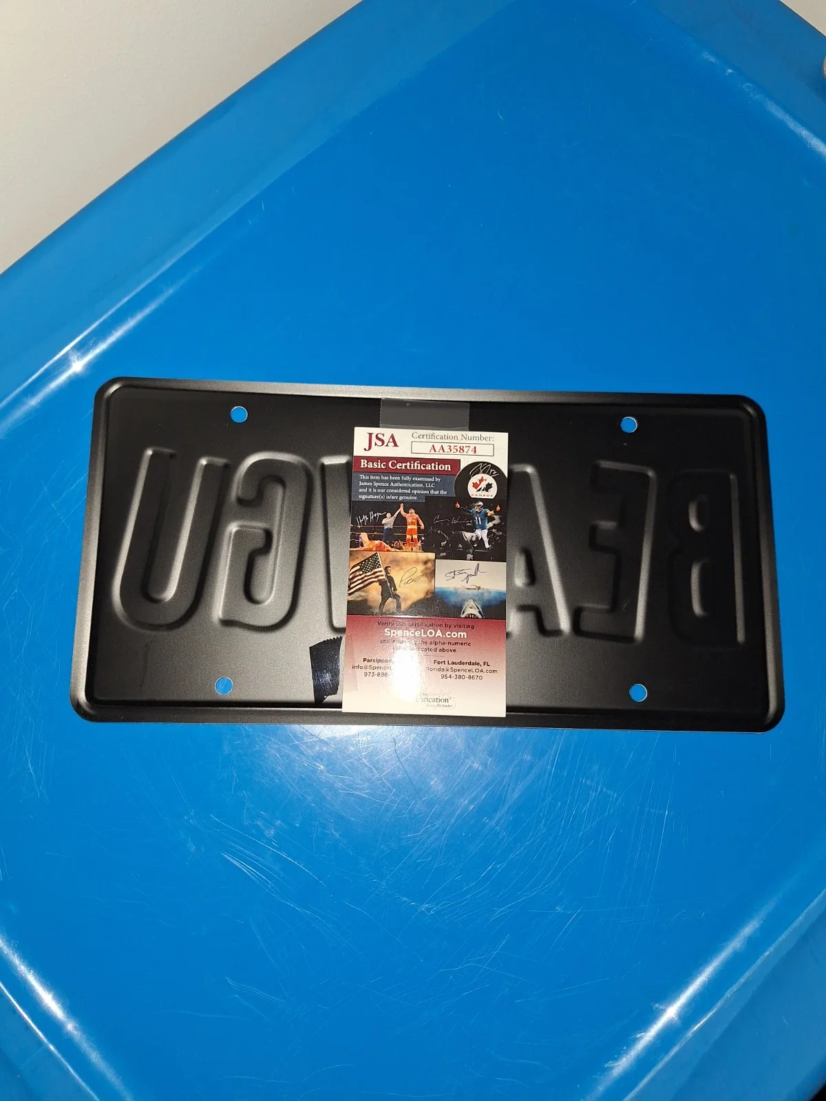 Jonathan Breck — Jonathan Breck Jeepers Creepers signed BEATNGU license plate The Creeper Beckett, изображение 5