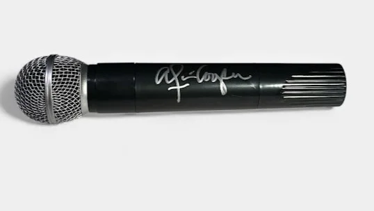 Alice Cooper Autographed Handheld Microphone – Beckett Witnessed, image 5