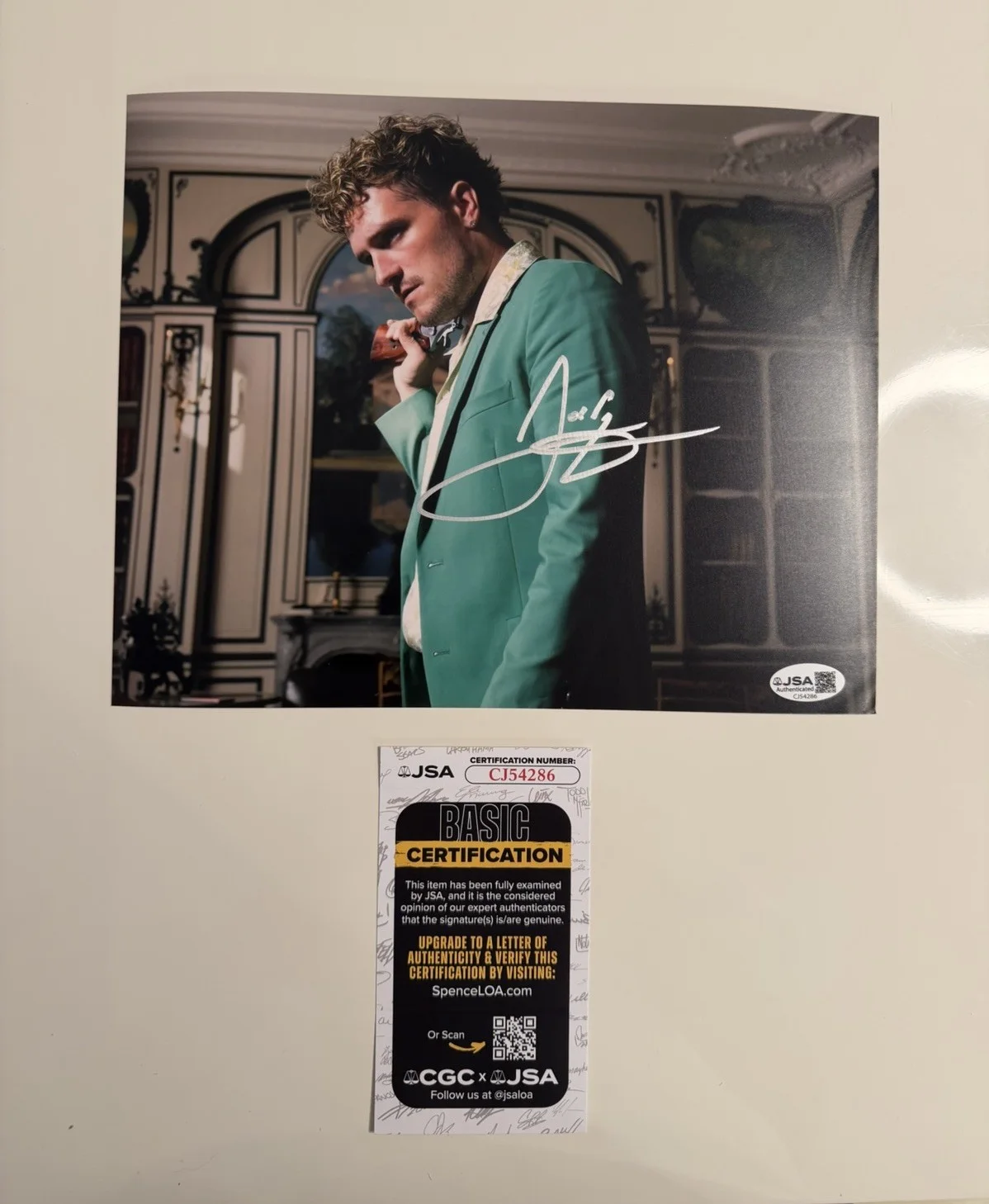 Josh Hutcherson — Josh Hutcherson Actor Autographed 8x10 Photo Hunger Games Rare JSA COA
