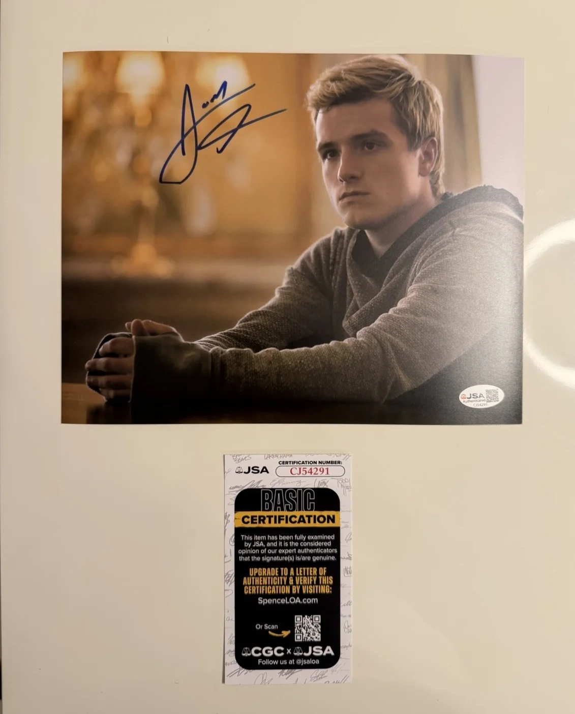 Josh Hutcherson — Josh Hutcherson Actor Autographed 8x10 Photo Hunger Games Rare JSA COA