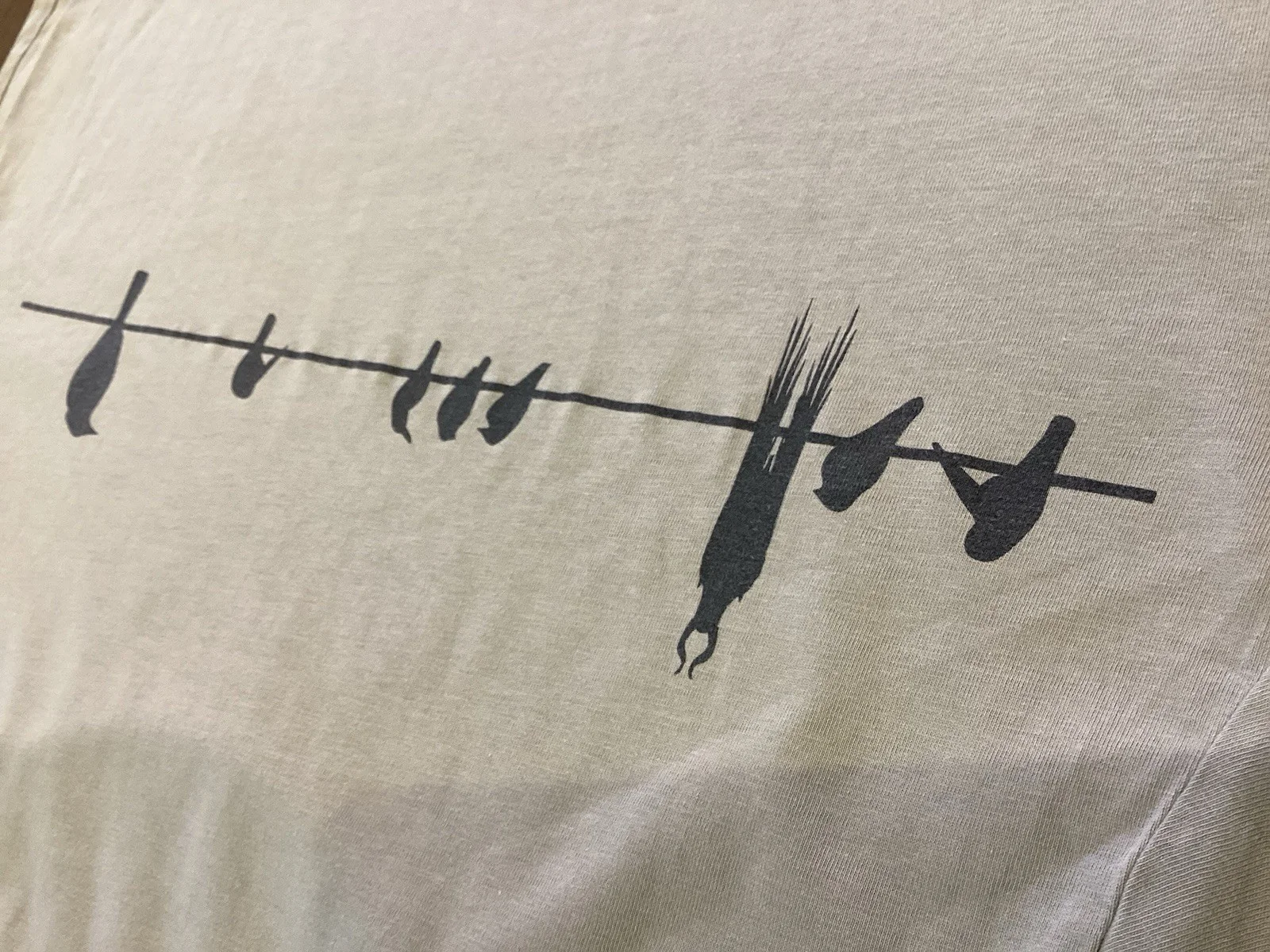 MALEFICENT 2 Cast & Crew Set Given Cream Printed T-Shirt size L, изображение 4