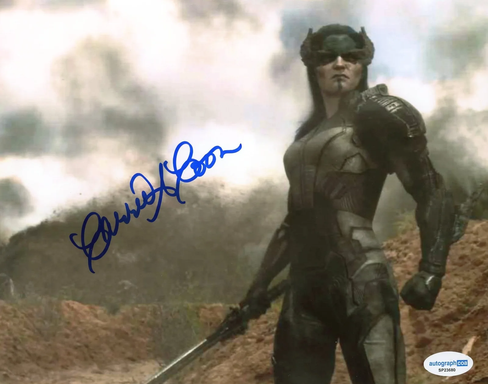 Carrie Coon — *AVENGERS: PROXIMA MIDNIGHT* CARRIE COON SIGNED 8x10 PHOTO ACOA AUTO