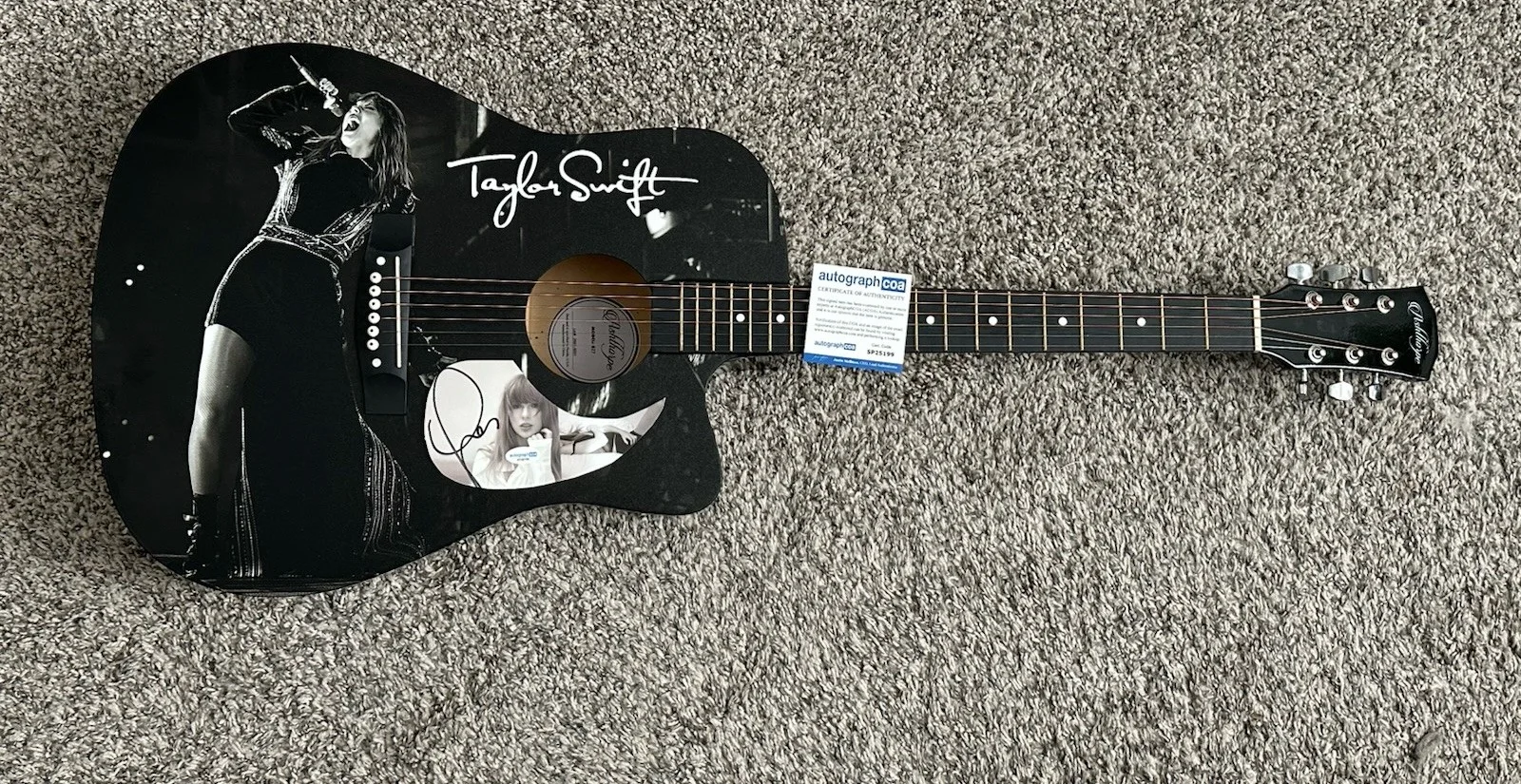 🎄🚨Rare TAYLOR SWIFT Signed CUSTOM FULL SIZE Acoustic Guitar Country ACOA🚨🎁🎅, image 2