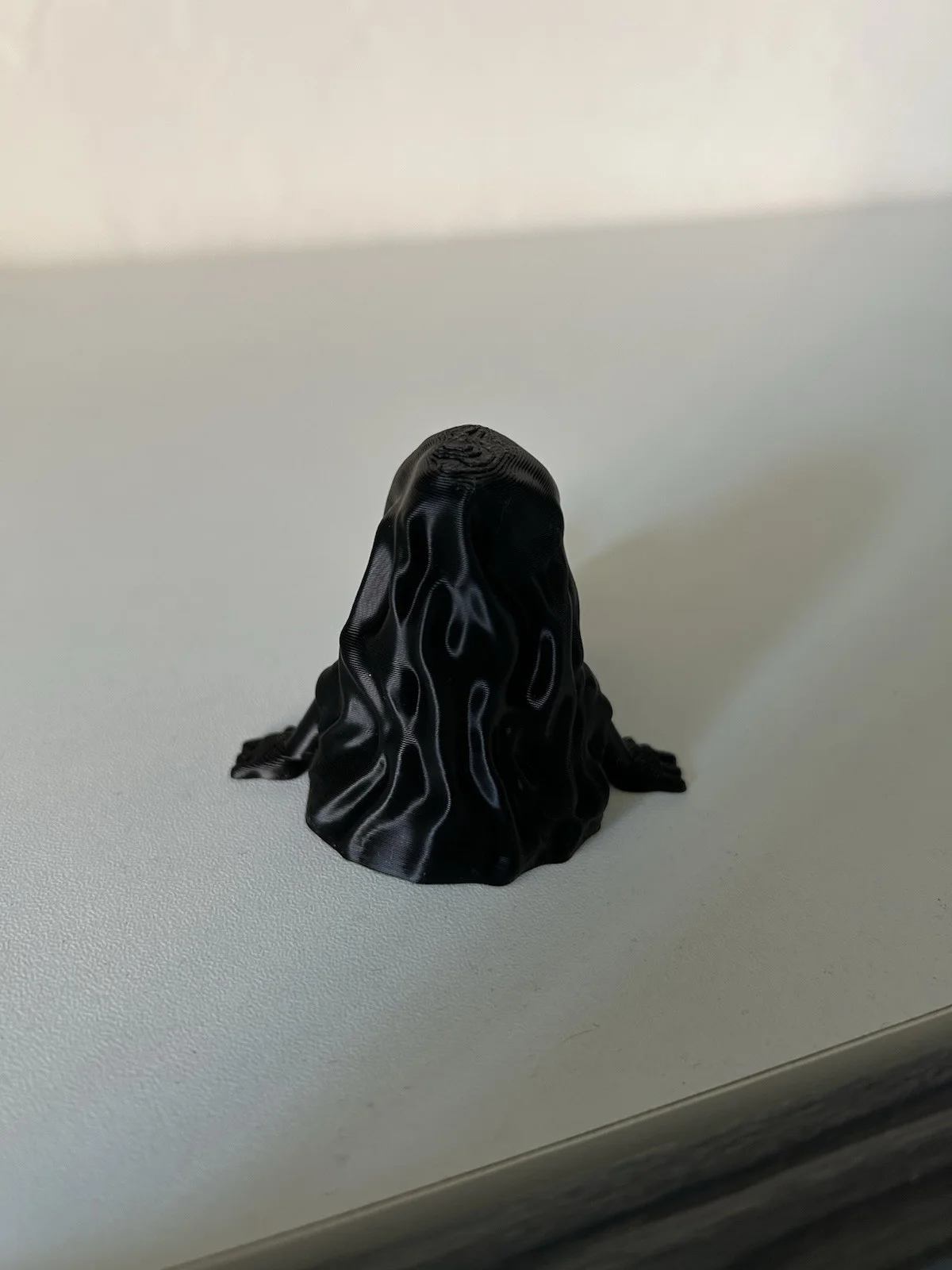 3D Printed Fun Articulated Sitting Scary Movie Scream Man Toy Display Halloween, изображение 5