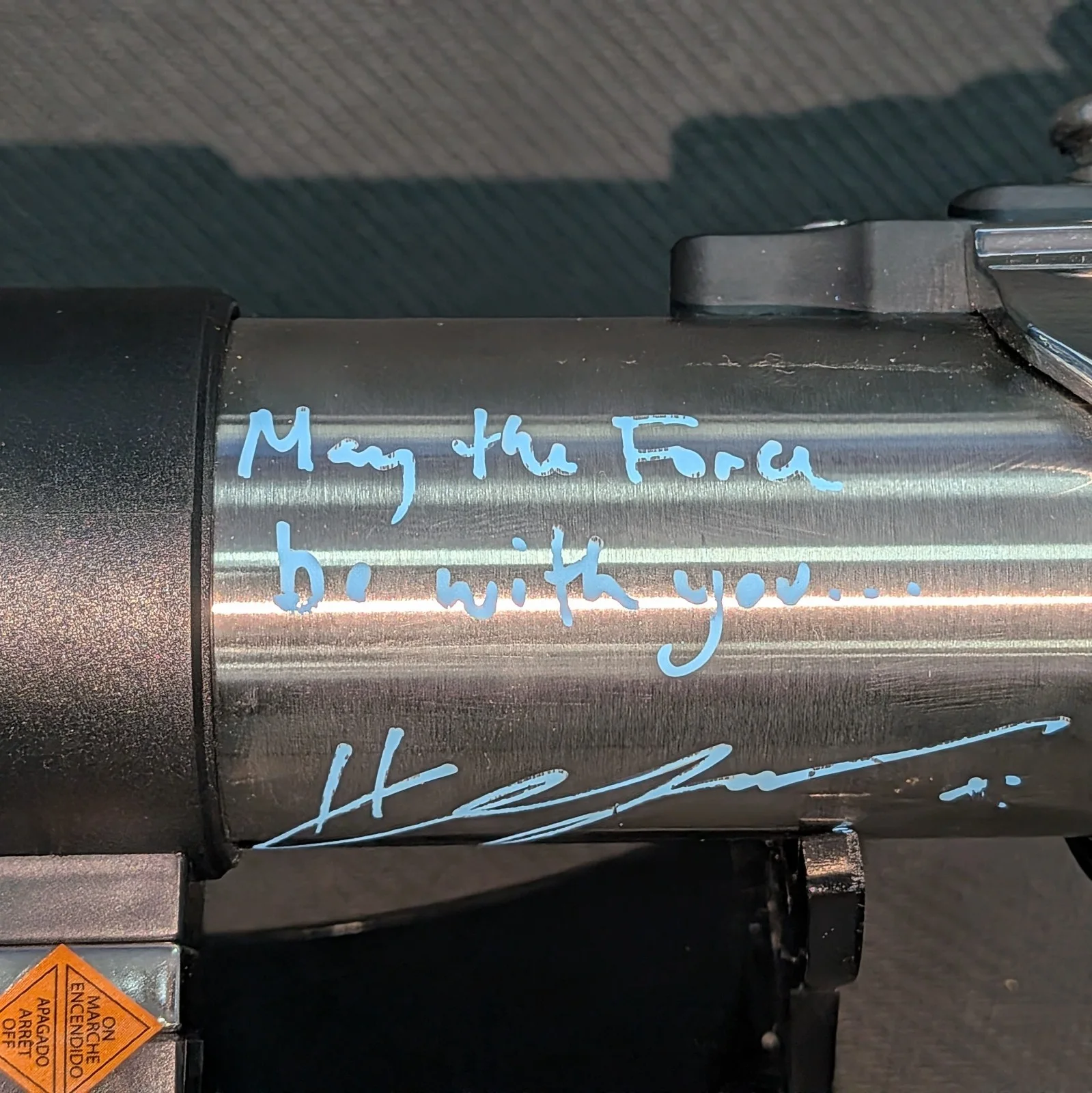 Hayden Christensen — Hayden Christensen Anakin Skywalker Autographed Signed Legacy Lightsaber WB JSA, изображение 5
