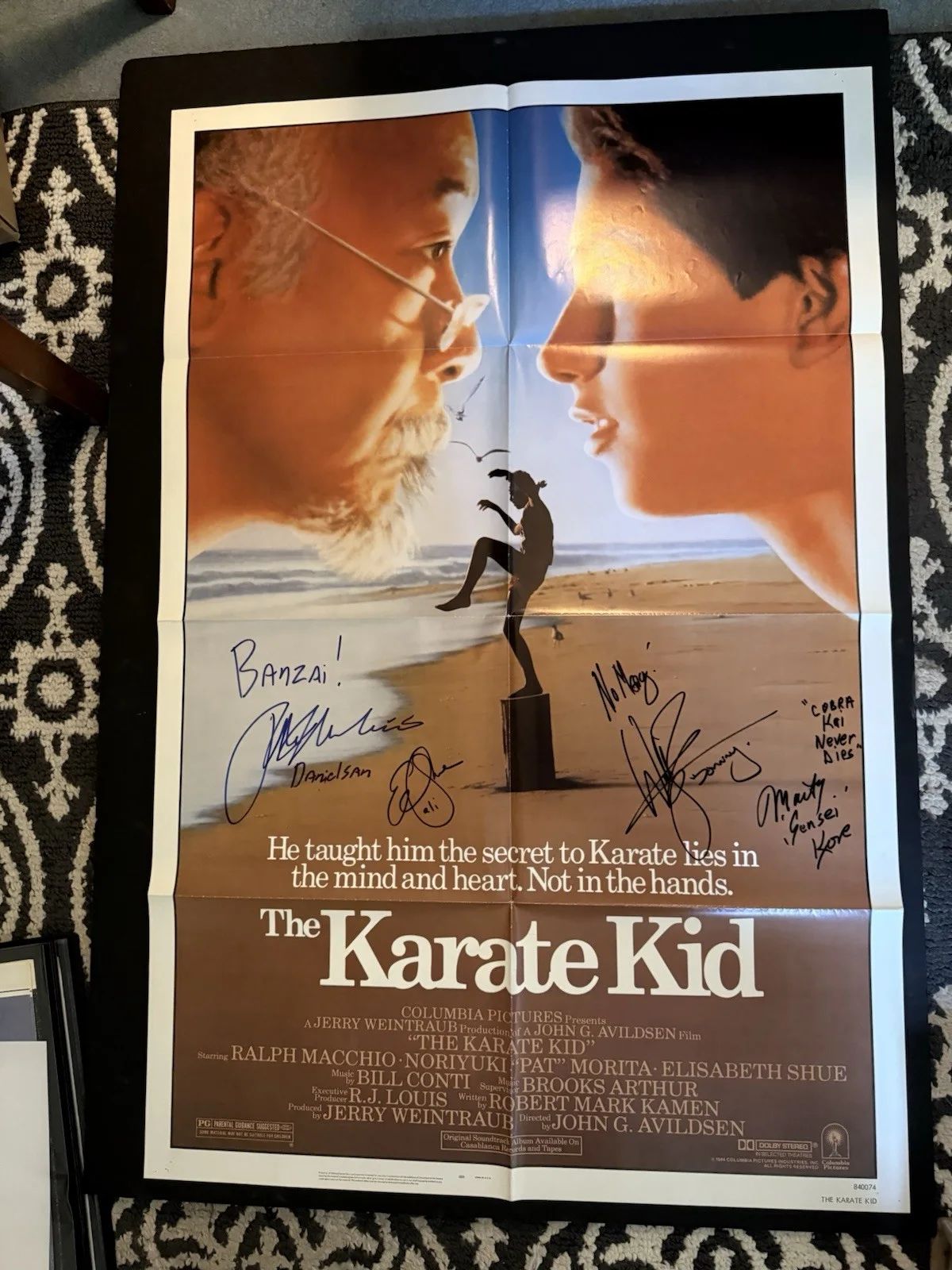 Ralph Macchio Martin Kove William Zabka Elizabeth Shue — Autographed Karate Kid 27 X 41 Poster Signed by Ralph Macchio Elizabeth Shue +2￼, изображение 2