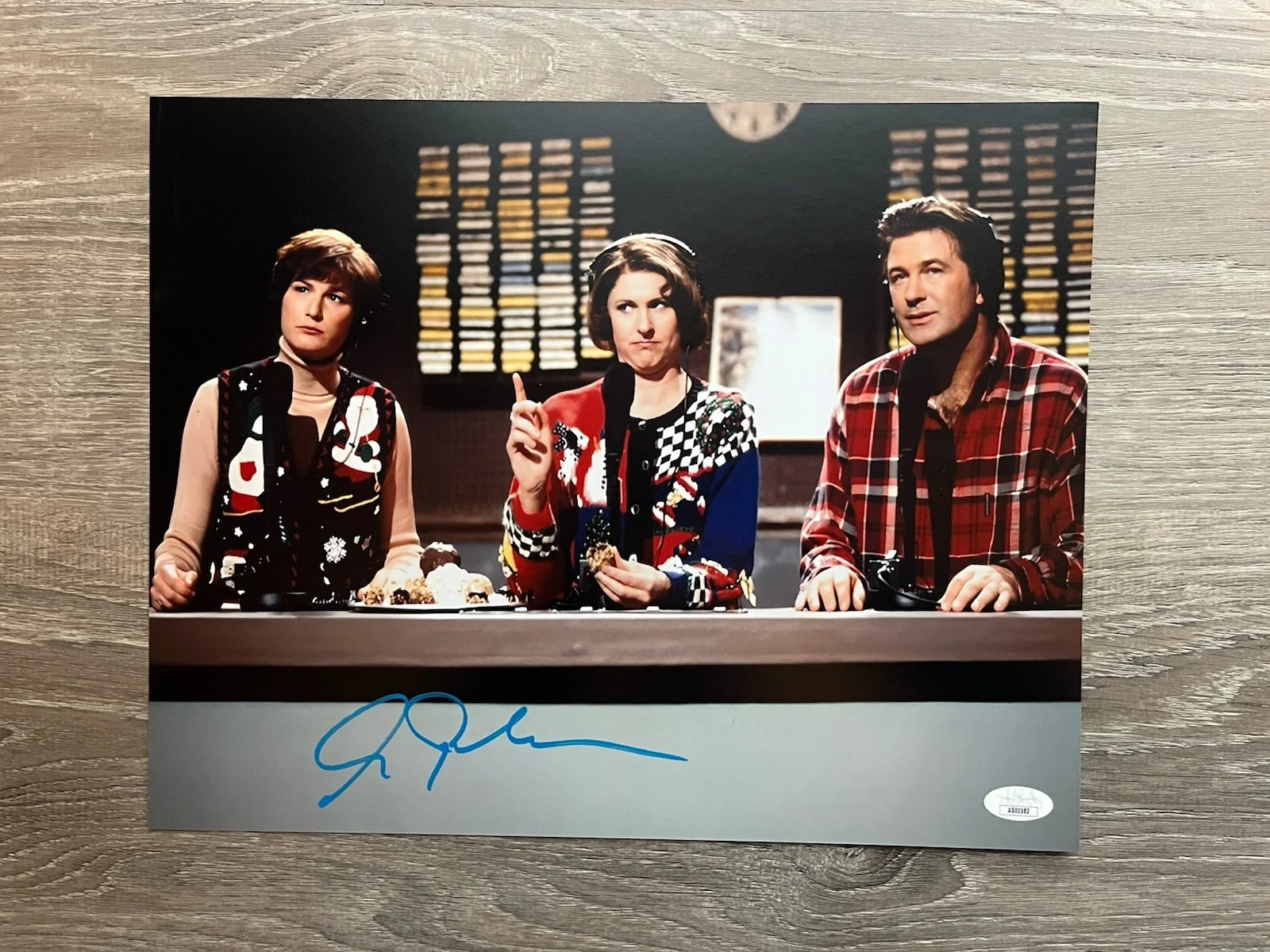 Alec Baldwin — Alec Baldwin Signed Schweddy Balls 11x14 Photo JSA COA Saturday Night Live SNL, image 2