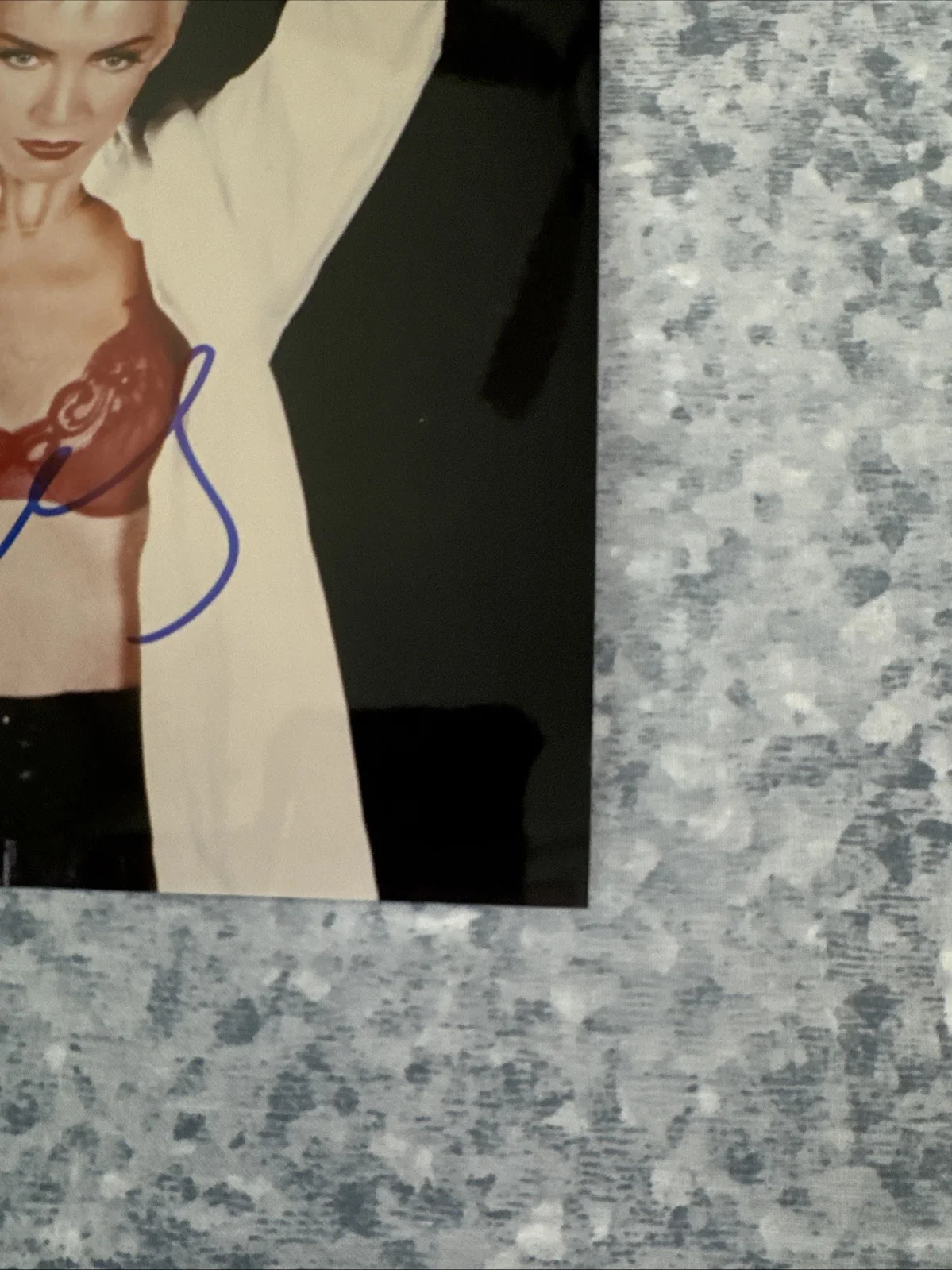 Annie Lennox Original Autograph 8 X 10 Kodak Photograph Sexy Singer Eurythmics, image 3