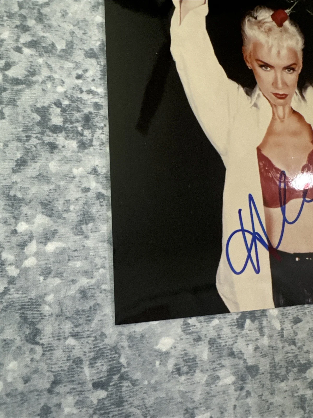 Annie Lennox Original Autograph 8 X 10 Kodak Photograph Sexy Singer Eurythmics, image 4