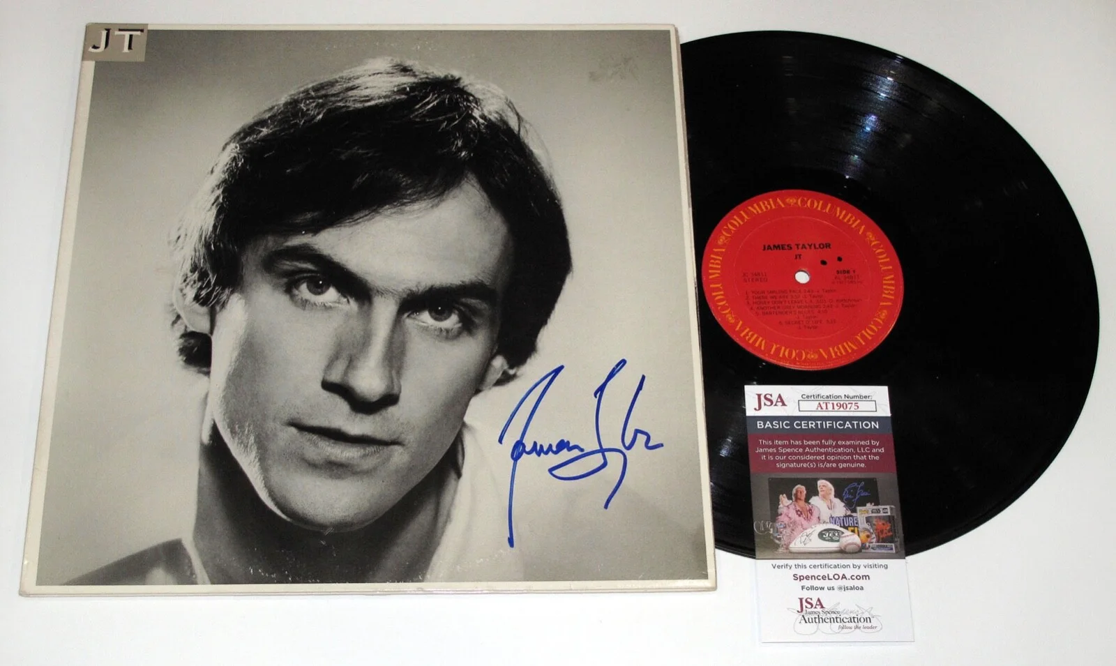 JAMES TAYLOR — James Taylor signed "JT" Vinyl Album LP Autographed SINGER Handy Man JSA COA