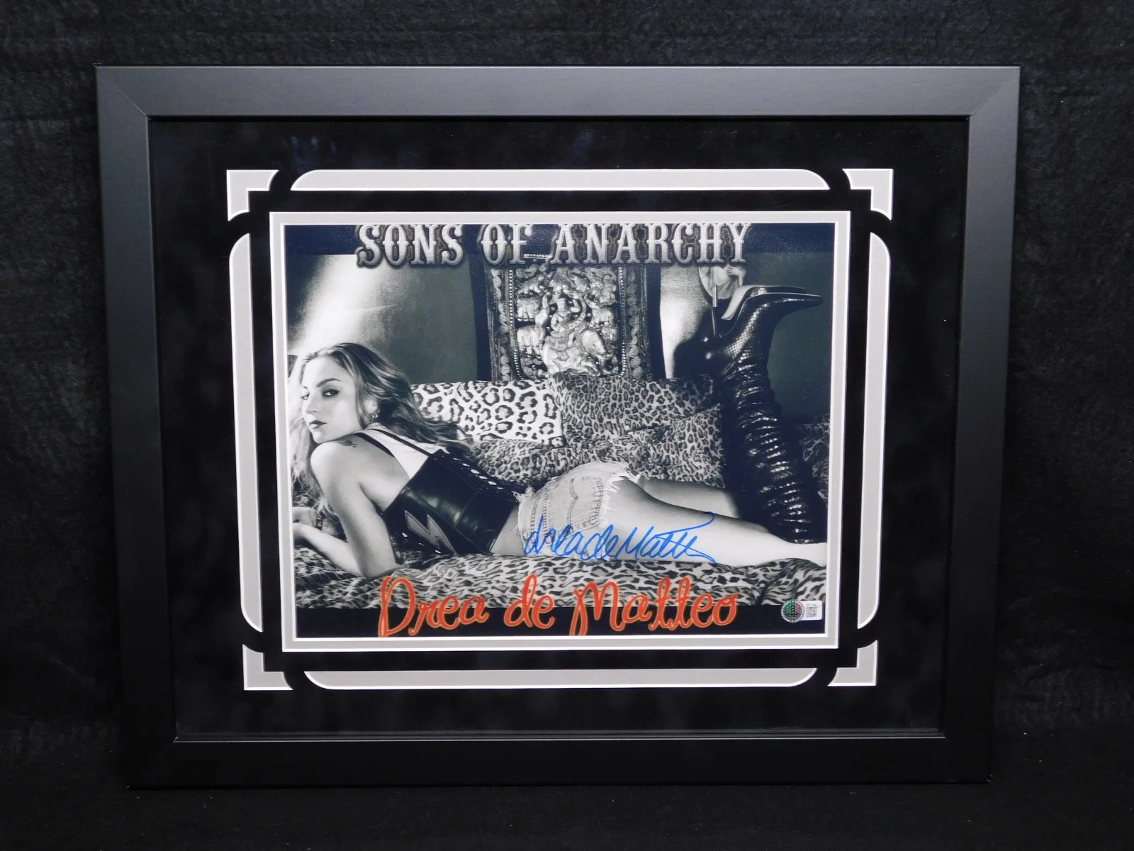 Drea De Matteo — Drea De Matteo Signed Autographed Framed 11x14 Photo Sons Of Anarchy BAS COA