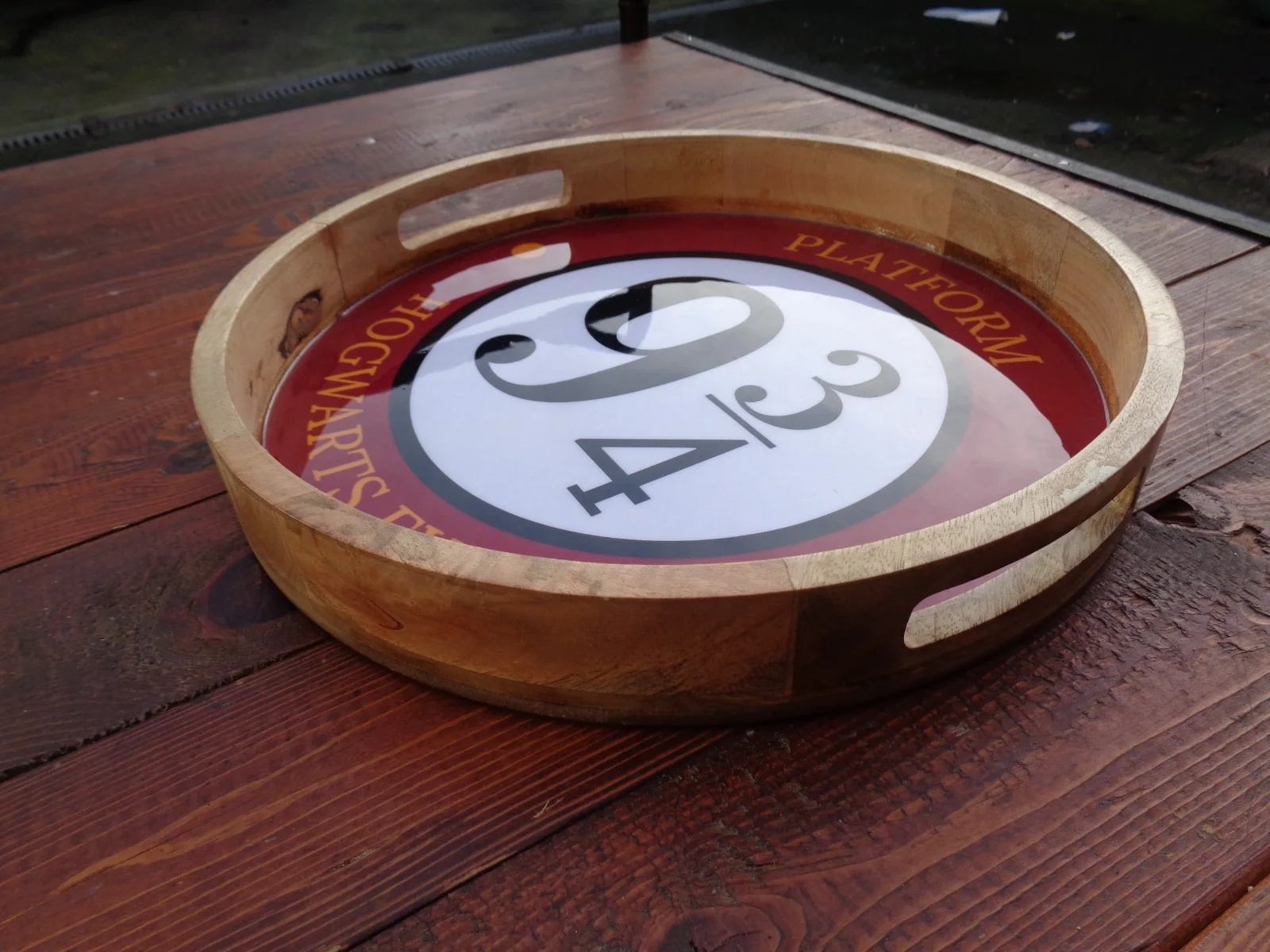 Platform 9 3/4 Hogwarts Express 13 1/2" Round Drinks Tray., image 2
