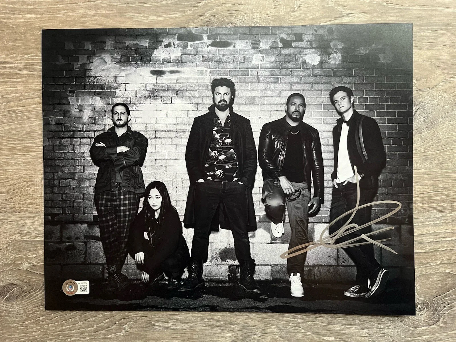 Jack Quaid — Jack Quaid Signed The Boys 11x14 Photo Beckett COA Hughie, image 2