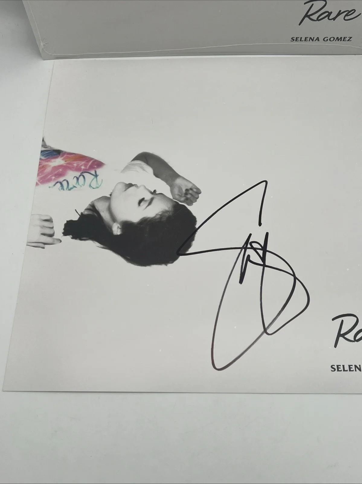 Signed Selena Gomez “Rare” - Vinyl w/ Signed Lithograph New Sealed, image 2