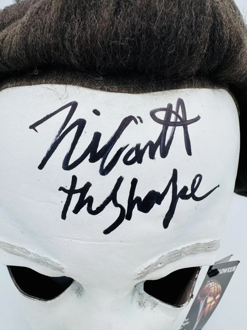 NICK CASTLE — NICK CASTLE SIGNED MICHAEL MYERS TOTS MASK HALLOWEEN HORROR AUTOGRAPH BAS 654, image 2