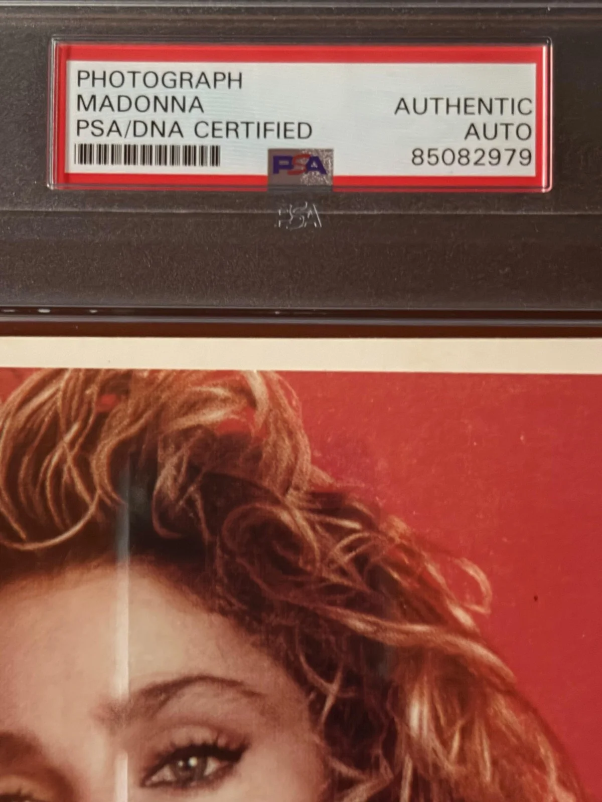 Madonna — MADONNA SIGNED AUTOGRAPHED 8X10 PHOTO PSA ENCAPSULATED VINTAGE MATERIAL GIRL A, image 3