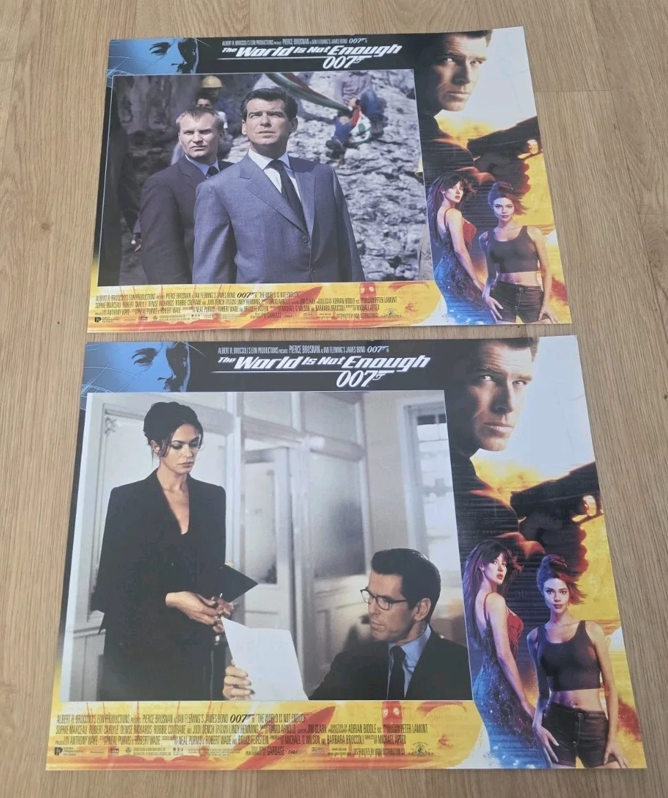 Set of 12 "World Is Not Enough" James Bond Cinema Lobby Cards, изображение 2