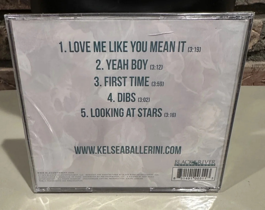 KELSEA BALLERINI Self-Titled EP Signed Autographed RARE FULL NAME SIGNATURE, изображение 3