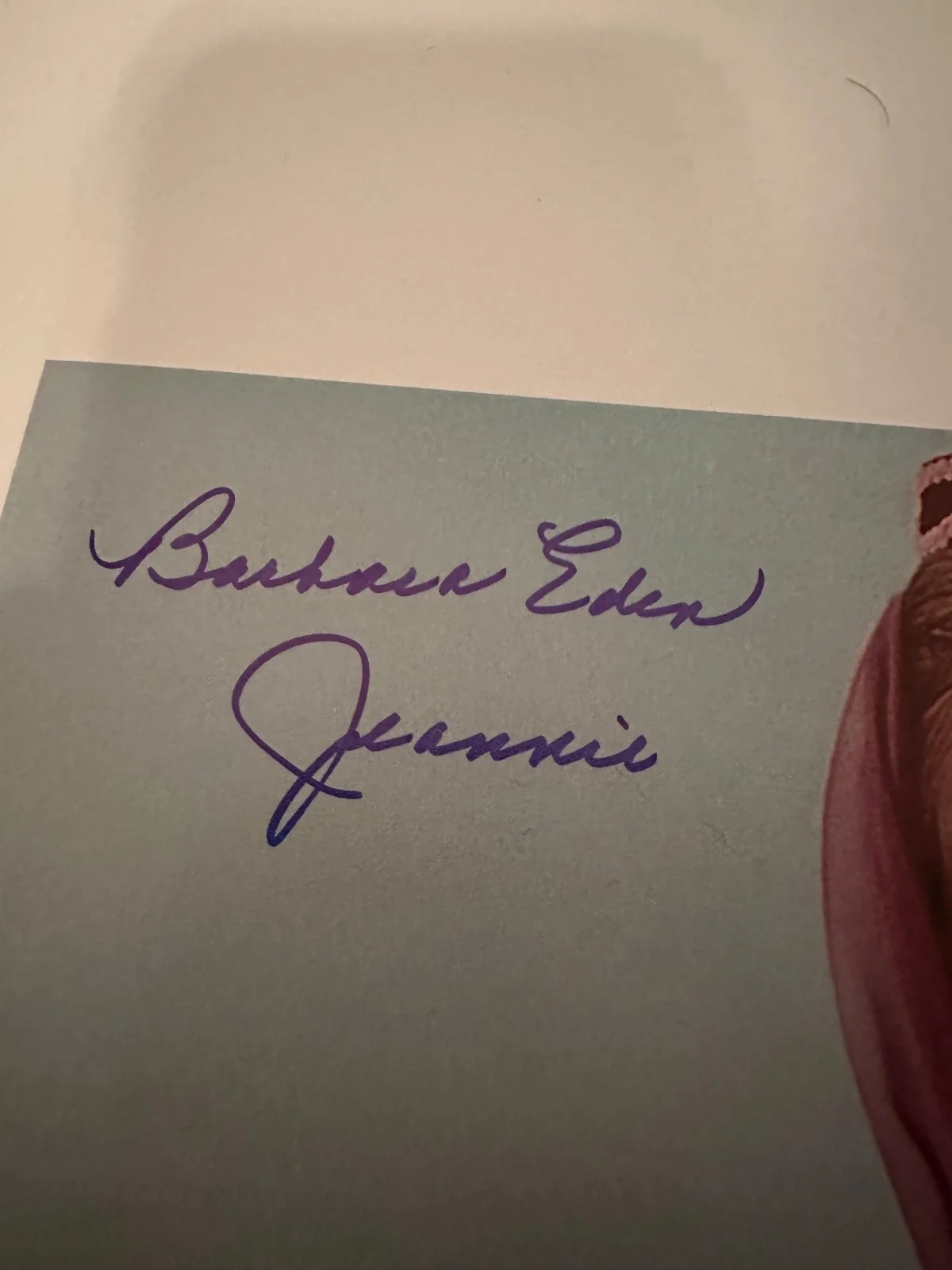 BARBARA EDEN — BARBARA EDEN HAND SIGNED AUTOGRAPH 11X14 PHOTO "I DREAM OF JEANNIE" BECKETT, изображение 2