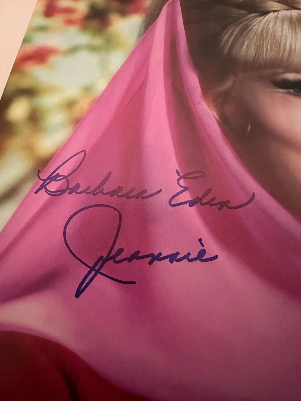 BARBARA EDEN — BARBARA EDEN HAND SIGNED AUTOGRAPH 11X14 PHOTO "I DREAM OF JEANNIE" BECKETT A, изображение 2
