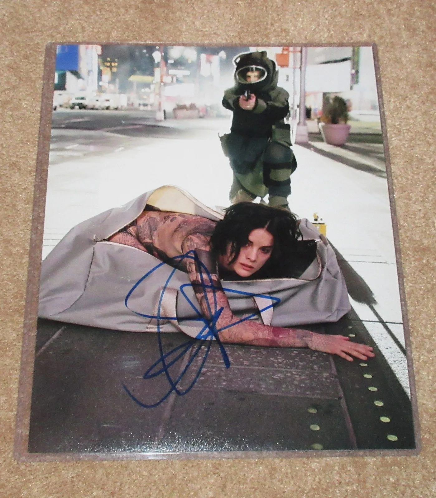 Jaimie Alexander — Blindspot COA Signed Autographed 8" X 10" Photo Jaimie Alexander Jane Doe Loader, image 2